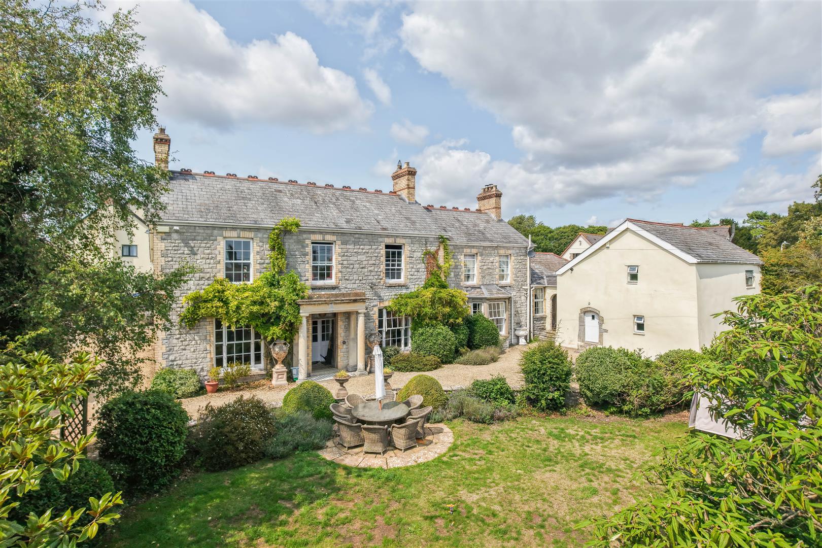 Rhoose Road, Rhoose, Vale of Glamorgan, CF62 3EP